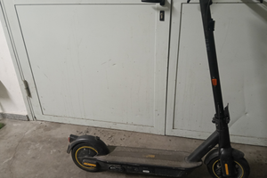 Scooter elettrico Ninebot