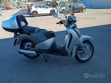 Aprilia Scarabeo 200  km 8700