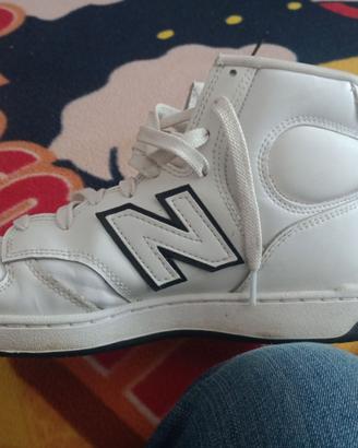 Scarpe  New balance taglia 42