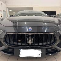 Maserati Ghibli 3.0 v6 275cv