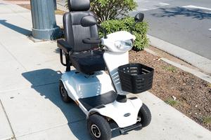 Scooter per Anziani e Disabili 4 ruote come nuovo