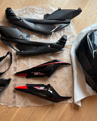 Carene aprilia rs 125
