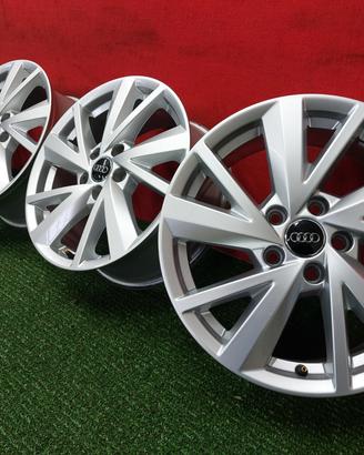 Cerchi Audi Q2 A3 A4 TT Originali 7x17 ET45 5x112
