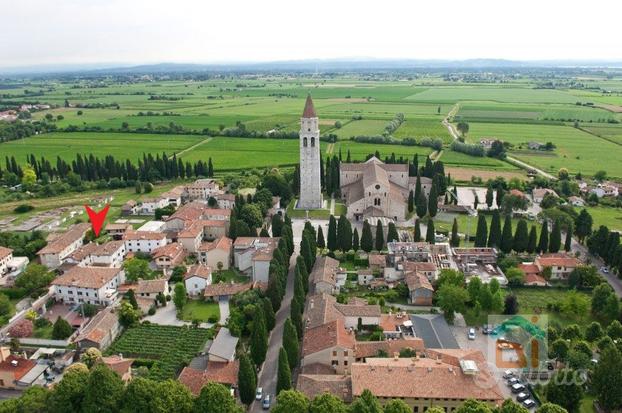 Rustico da ristrutturare in centro Aquileia