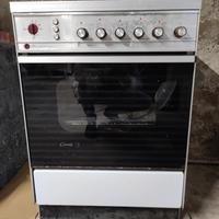 Cucina a gas con forno