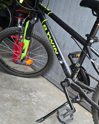 Bicicleta bimbo  6-9 ani