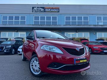Lancia Ypsilon 1.2 69 CV 5 porte Platinum NEOPATEN