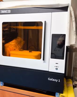 EMAKE3D Galaxy 1 SLA 400×200×400 – Stampante a Res