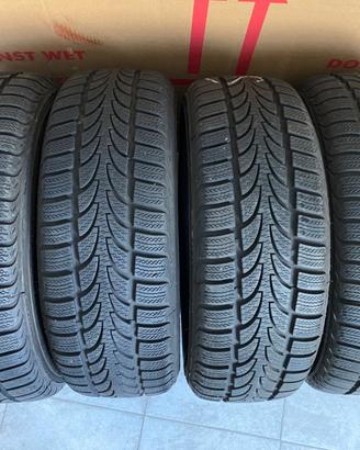 Nokian All Weather PLUS 195/60 r15 88T
