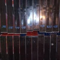 Centinaia di videocassette VHS- lezioni uninettuno