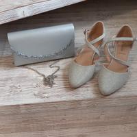 Décolleté con pochette  argento 