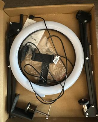 Ring light