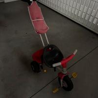 Prima biciclettina rossa