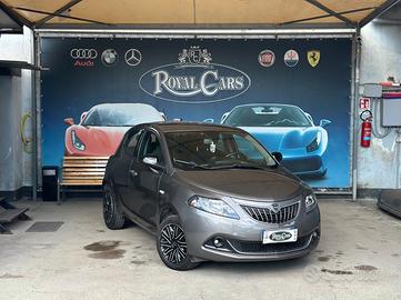 Lancia Ypsilon 1.0 FireFly 5 porte S&S Hybrid Silv