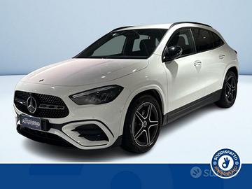 Mercedes-Benz GLA 180 d Automatic AMG Line Pr...