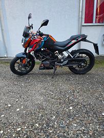 KTM DUKE 125 2012