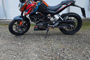 KTM DUKE 125 2012