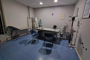 Stanza studio medico piazza Carità-Napoli