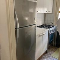 Mobili cucinotto con frigo e cucina a gas