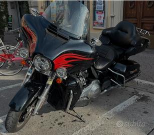 HD ELECTRA GLIDE STANDARD 2020 km 22.000