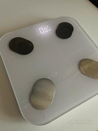 Bilancia smart Fit Track con Impendeziometria