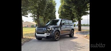 Stupendo Defender 110 del 24 - pari al nuovo