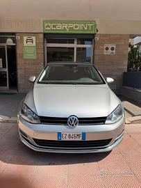 VOLKSWAGEN GOLF VII 