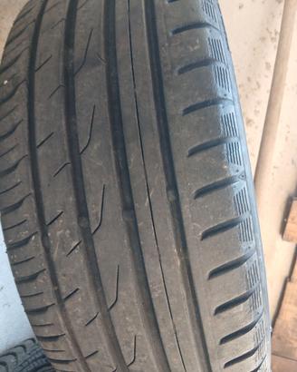 gomme e cerchi da 16