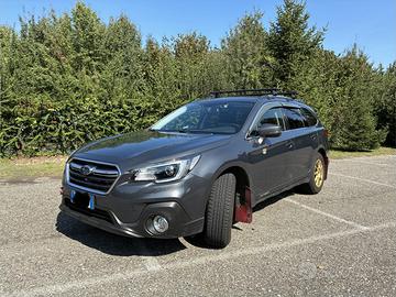 Subaru Outback Premium Lineatronic 2.5