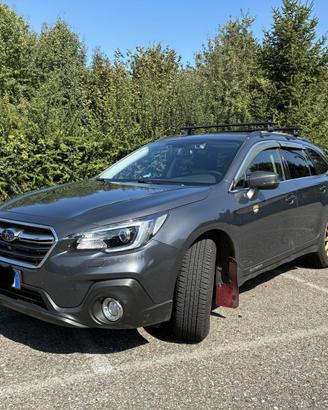 Subaru Outback Premium Lineatronic 2.5