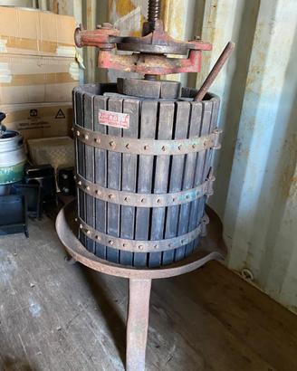 Torchio Uva F.lli Rossi