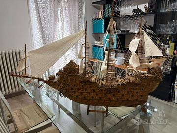 Veliero fatto a mano