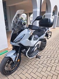 Honda X-ADV 750 adventure