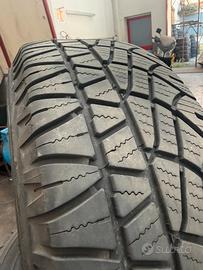 Gomme 235/60 r16 offroad