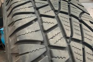 Gomme 235/60 r16 offroad