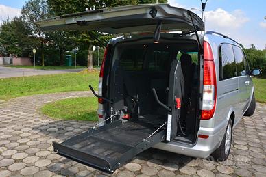 Pedana disabili professionale elettroidraulica