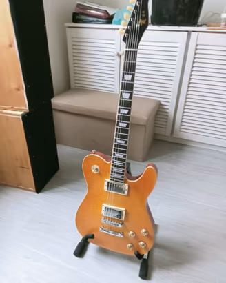 Chitarra Jia LESCASTER (Les Paul e Telecaster)