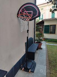 Canestro da basket regolabile