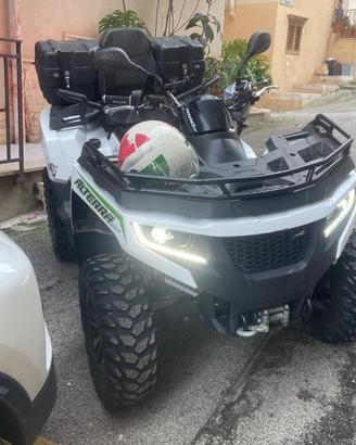 Quad arctic cat alterra 1000