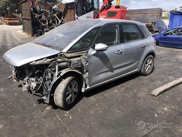 RICAMBI Citroen C4 Picasso 1.6 115Cv 9H05 2014