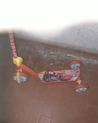 Monopattino della CARS