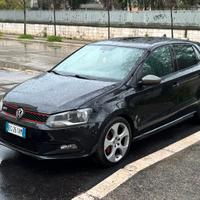 Polo GTI 1.4tsi 180 cavalli cambio dsg7 navigatore