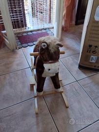 Cavallo dondolo