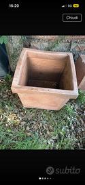 Vaso in resina super resistente