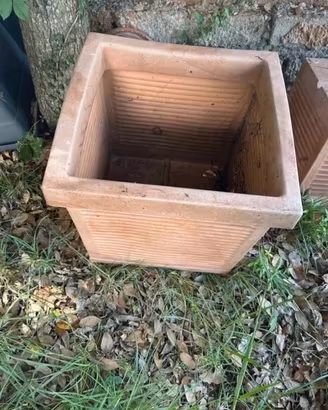 Vaso in resina super resistente