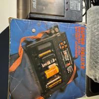 Caricabatterie universale per tutti i tipi