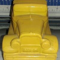 Modellino Auto d'epoca giallo vintage car tai wind