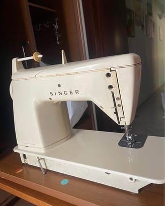 Macchina da cucire singer 650 g