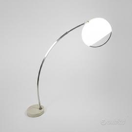 Lampada Arc di Guzzini  Anni ‘70