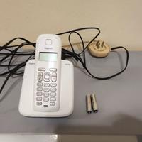 telefono cordless con batterie  da sostituire 